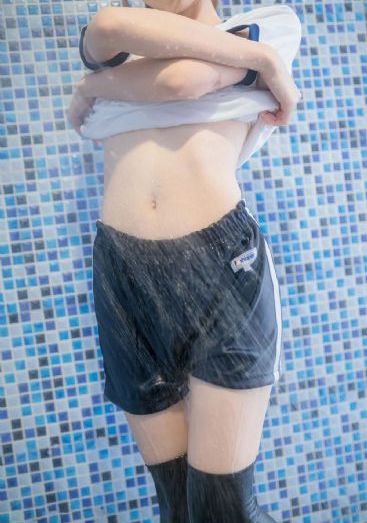 闪婚老公捧我当歌星免费观看_免费观看